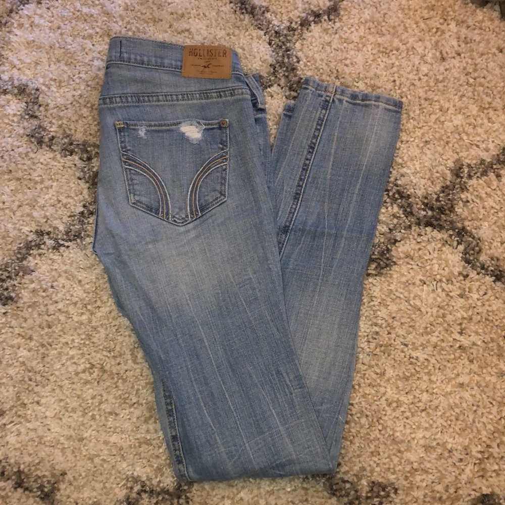 Hollister jeans